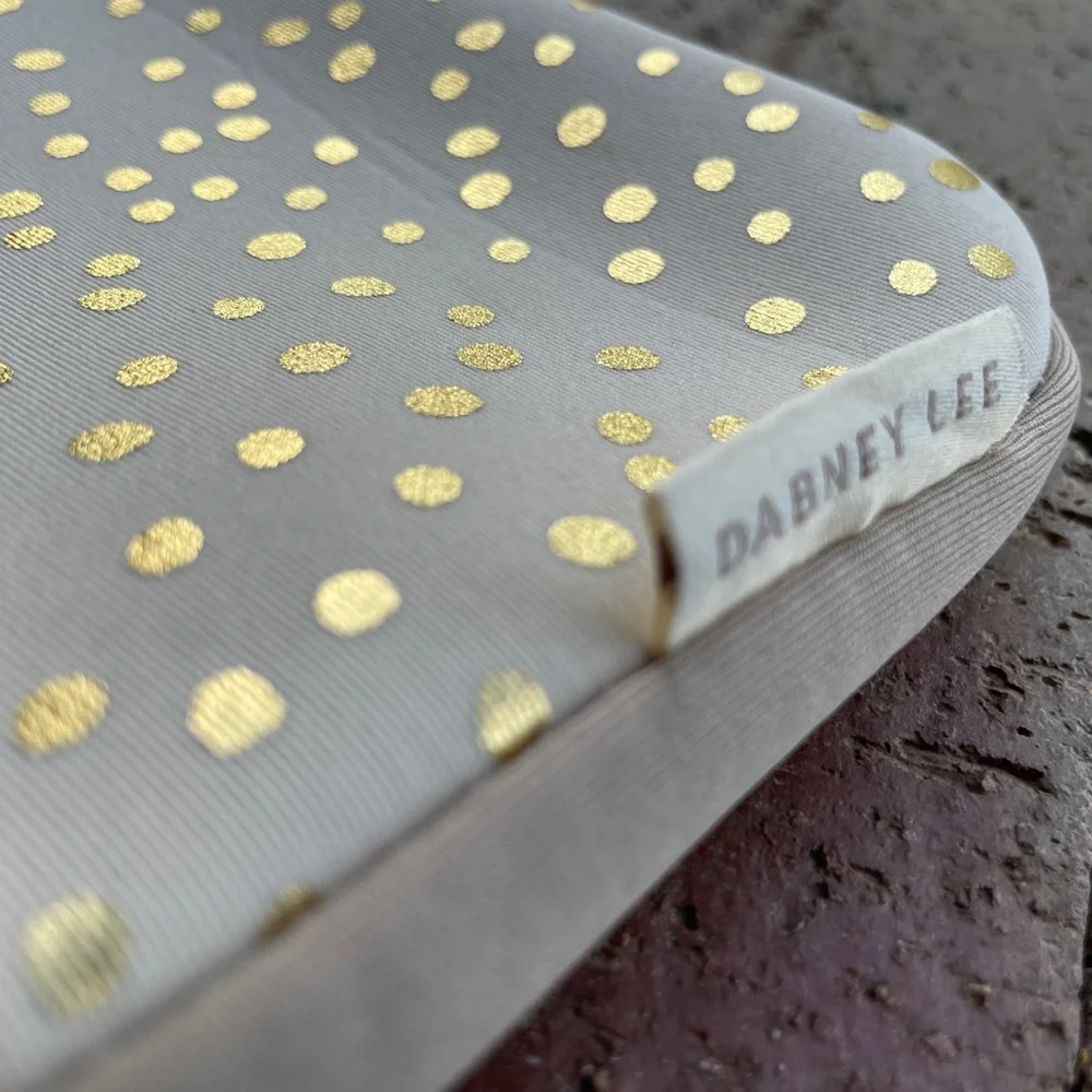 Laptop or tablet bag cream with gold polka dots